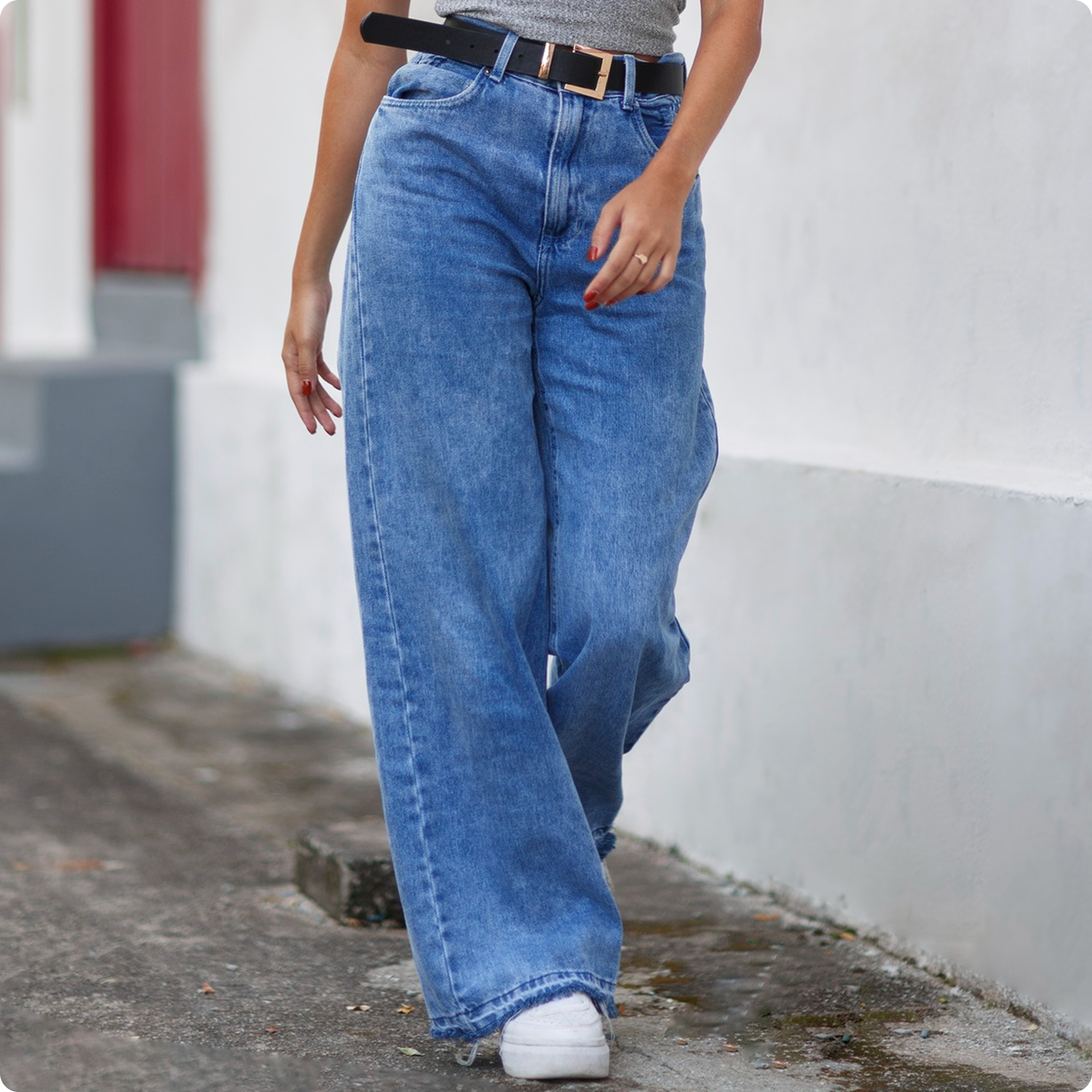 High-Contrast Indigo Jeans-2